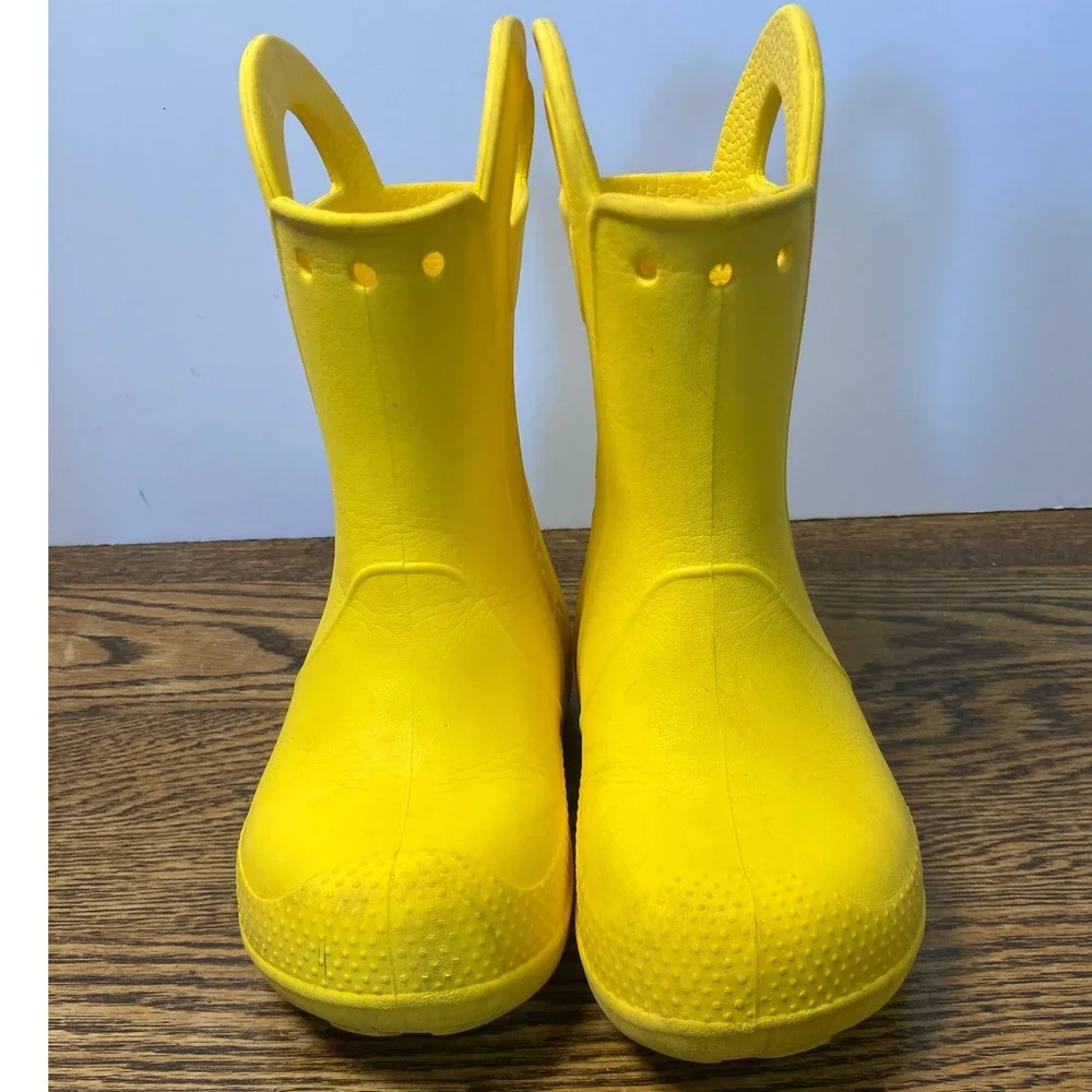 Crocs Handle It Rain Boots Yellow Kids Size C11 Waterproof Pull On 12803